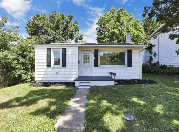 125 W Burgess Street, Mount Vernon, OH 43050