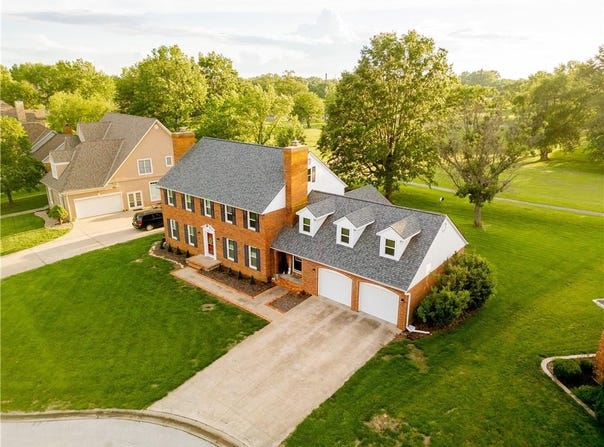 1705 S Nicklaus Drive, Clinton, MO 64735