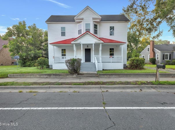 512 N Pine Street, Warsaw, NC 28398