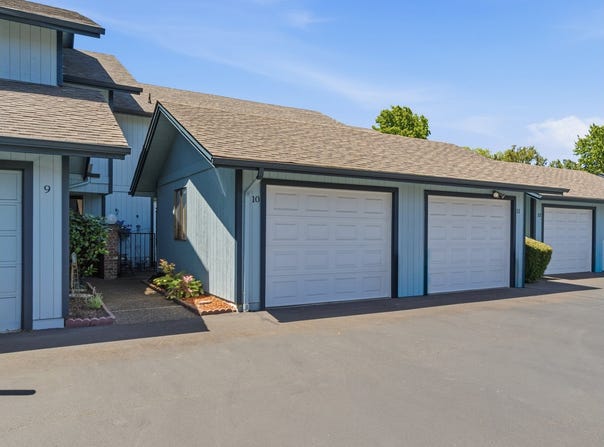 3335 JACKSON St, Albany, OR 97322