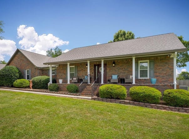 3579 Hilham Rd, COOKEVILLE, TN 38506