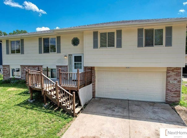 5233 West Leighton Avenue, Lincoln, NE 68524