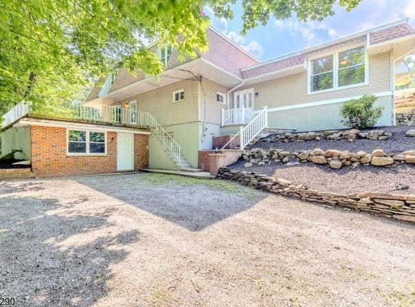 13 Wawayanda Rd, Vernon Twp., NJ 07422