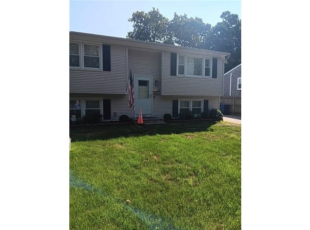 162 Pine Street, Warwick, RI 02888