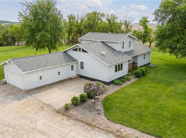 8187 E 230th Street E, Faribault, MN 55021