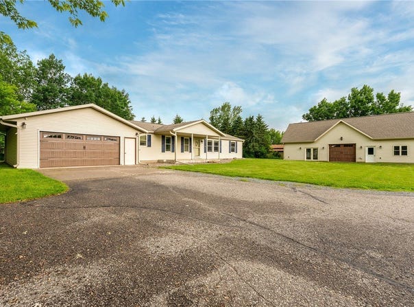 4805 Star Ridge Road, Eau Claire, WI 54703