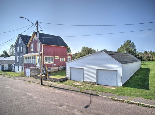 52 SENTER STREET, AHMEEK, MI 49901