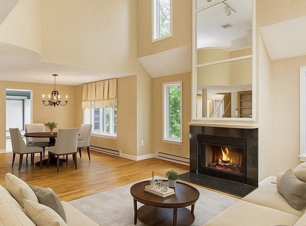 2 Hillside Dr, Wayland, MA 01778