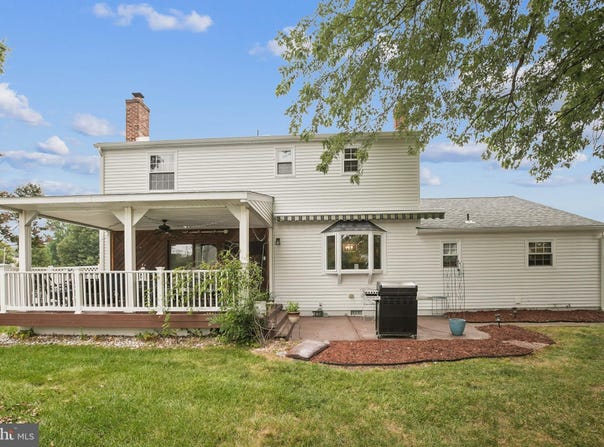 2 SPLIT RAIL LANE, MARLTON, NJ 08053