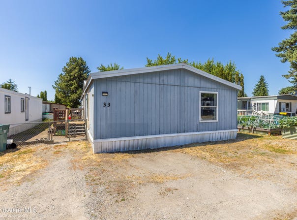 1952 E 12TH AVE, Post Falls, ID 83854