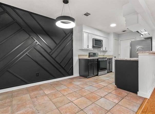 2700 Clemson Circle, Rowlett, TX 75088