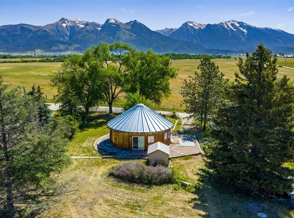 58437 Lower Crossing Road, St Ignatius, MT 59865