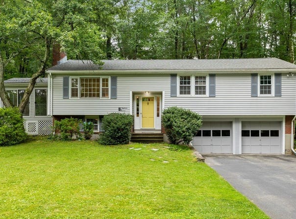 18 Lothrop Road, Acton, MA 01720