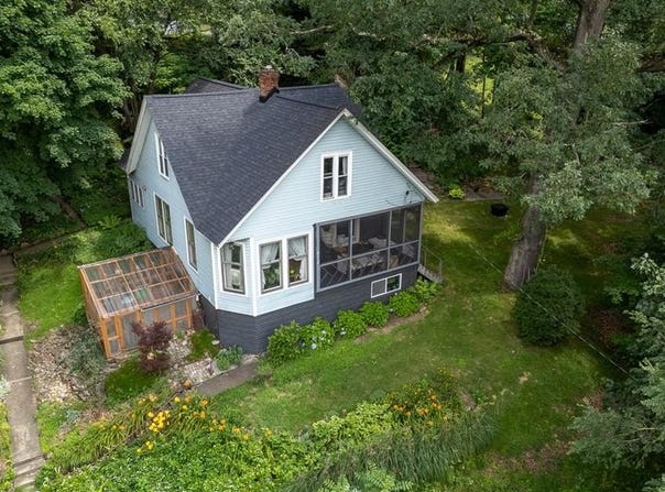 612 College Street, Emlenton, PA 16373