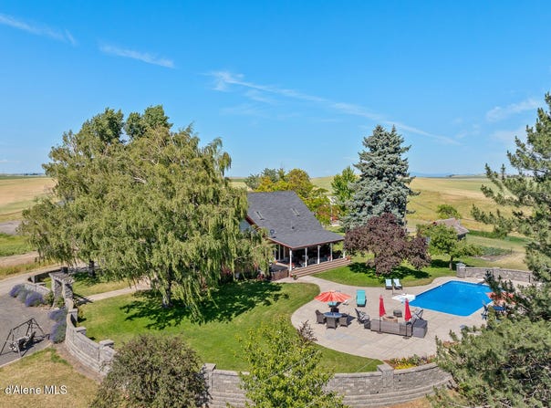 28752 Tramm Rd, Reardan, WA 99029