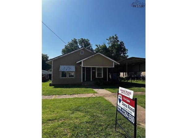 510 N WICHITA, Electra, TX 76360