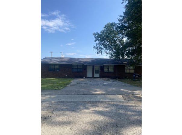 2020 Arkansas Ave., Conway, AR 72034