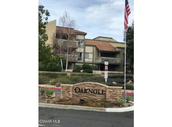286 Oakleaf Drive 32, Thousand Oaks, CA 91360
