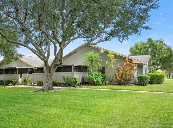 4081 NW Cinnamon Tree Circle, Jensen Beach, FL 34957