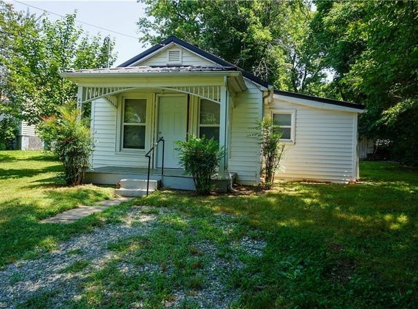 4203 Dellwood Drive, Winston-Salem, NC 27105