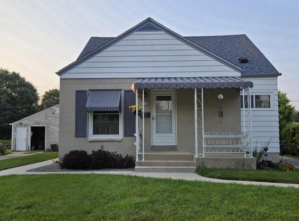 1314 E Crawford Ave, Milwaukee, WI 53207