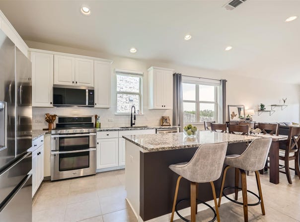 733 Melda ST, Leander, TX 78641