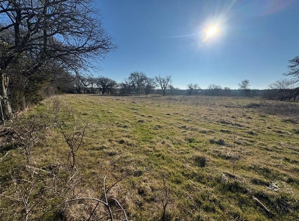 10724 E FM 916, Grandview, TX 76050