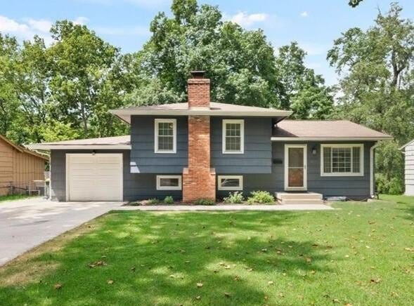 10812 W 71st Place, Shawnee, KS 66203