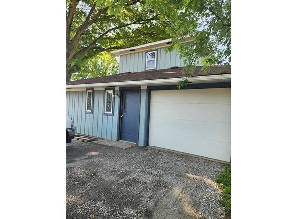 103 10th Street, Stewartsville, MO 64490