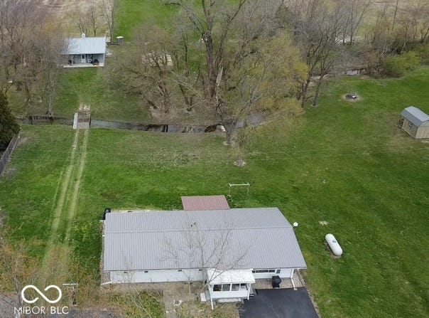 3335 W 400 N, Anderson, IN 46011
