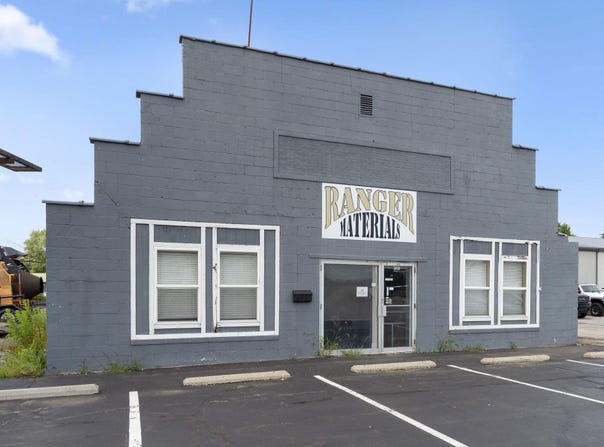 310 Argonne Road, Warsaw, IN 46580-3808