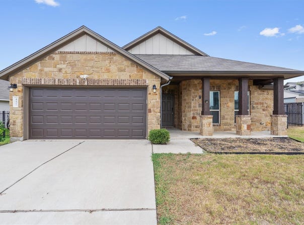 457 Red Matador LN, Leander, TX 78641