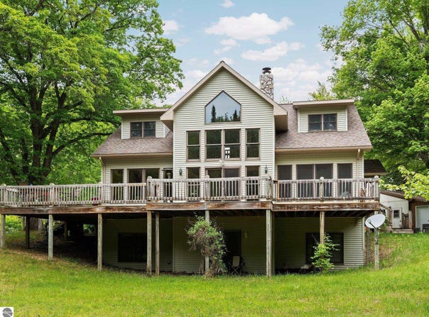 8415 W Workman Road, Lake City, MI 49651