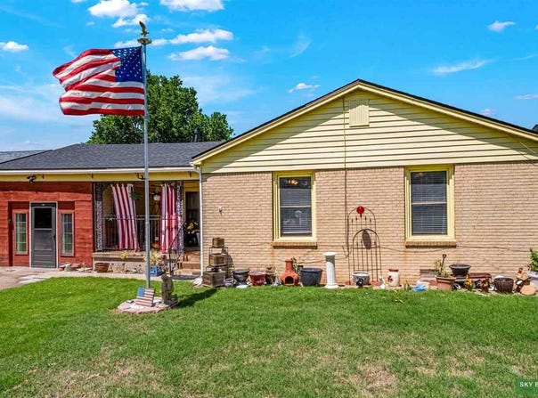2107 NW Bell Ave, Lawton, OK 73507