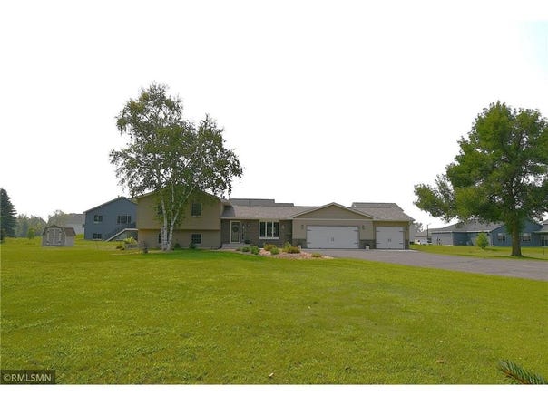 1415 County Road GG, New Richmond, WI 54017