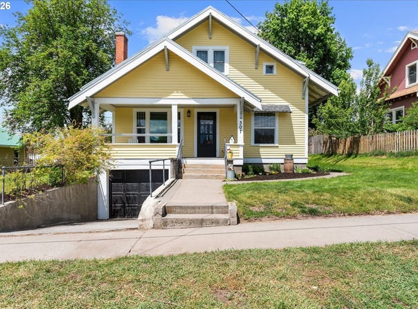 307 E NORTH St, Enterprise, OR 97828