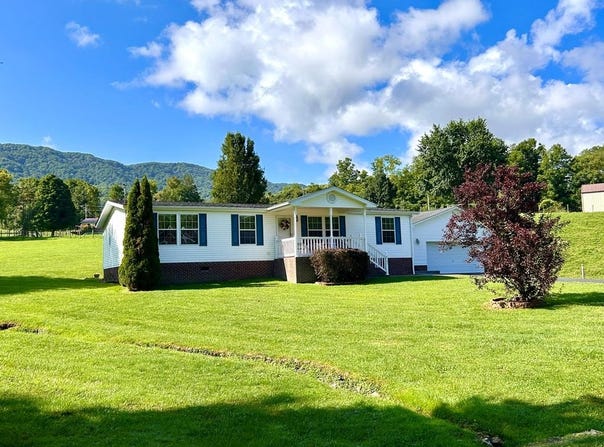 2783 Mountain Rd., Cedar Bluff, VA 24609