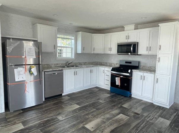 135 Bartion Court Drive, Bartonsville, PA 18321