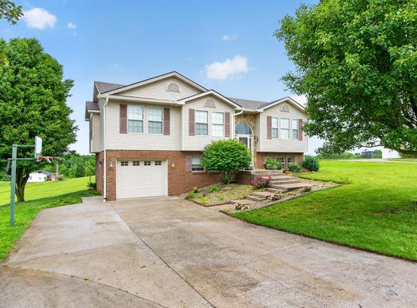 1084 Breezy Lane, Berea, KY 40403