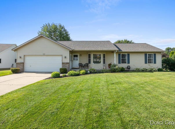 4150 Chaska Court NW, Grand Rapids, MI 49534