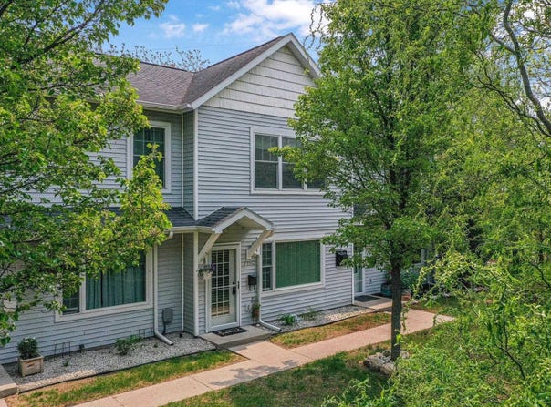 715 Lake Avenue, Traverse City, MI 49684