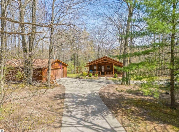 1541 Maple Point Road, Beaverton, MI 48612