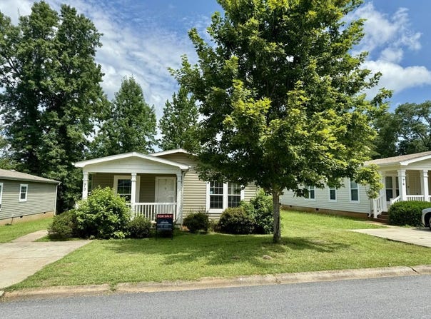 70 Beaver Run Road, Newnan, GA 30263