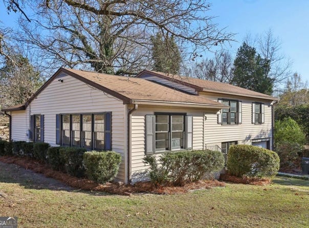 107 Stanley, Warner Robins, GA 31088