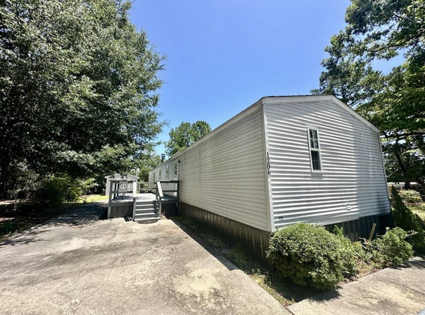 1206 King St., North Myrtle Beach, SC 29582