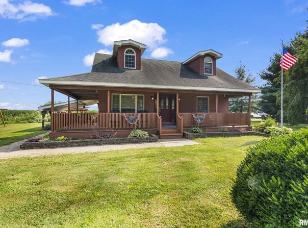 5658 HOGAN Road, Auburn, IL 62615
