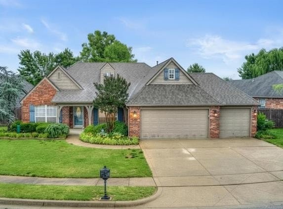 12527 S Ash Avenue, Jenks, OK 74037
