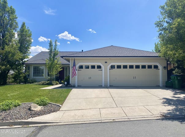 15504 Quicksilver Drive, Reno, NV 89511