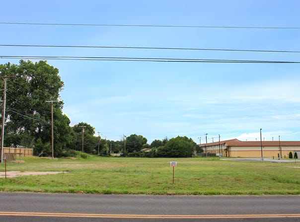 1405 22nd, Woodward, OK 73801-9999