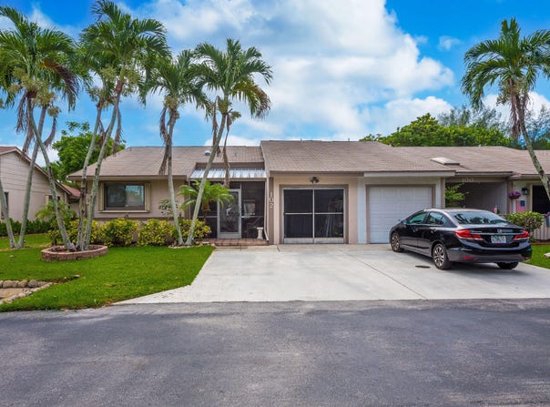 102 Mayfair Lane, Boynton Beach, FL 33426